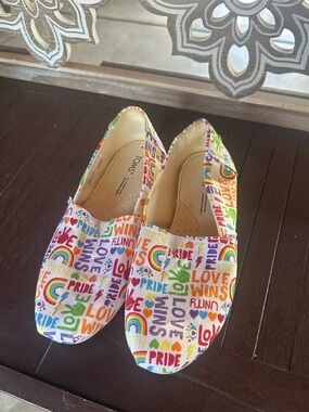 TOMS Pride Rainbow Canvas Slip-Ons - Multicolor